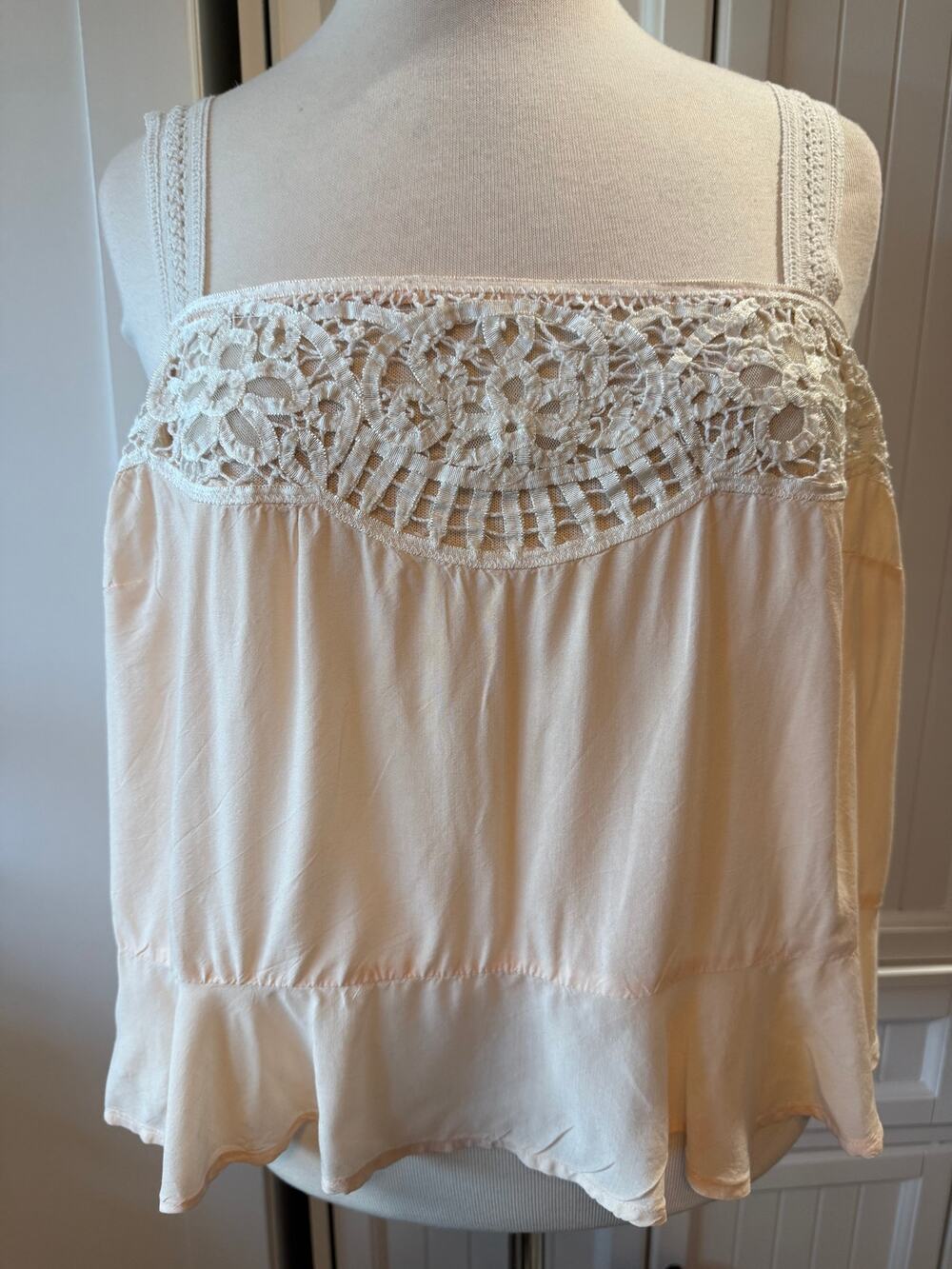 Anthropologie lace trim peach women's tank top XL NWT